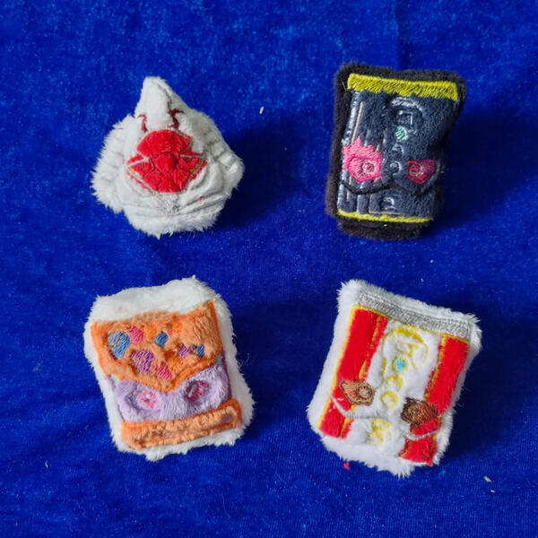 minky pins - Gochizou